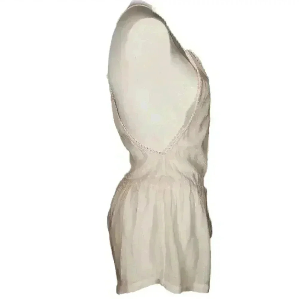 Urban Outfitters Ecoté Cream Pom Pom Trim V Neck Flowy Boho Romper Size XS - Picture 8 of 10